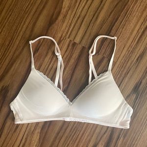 aerie 32A size bra